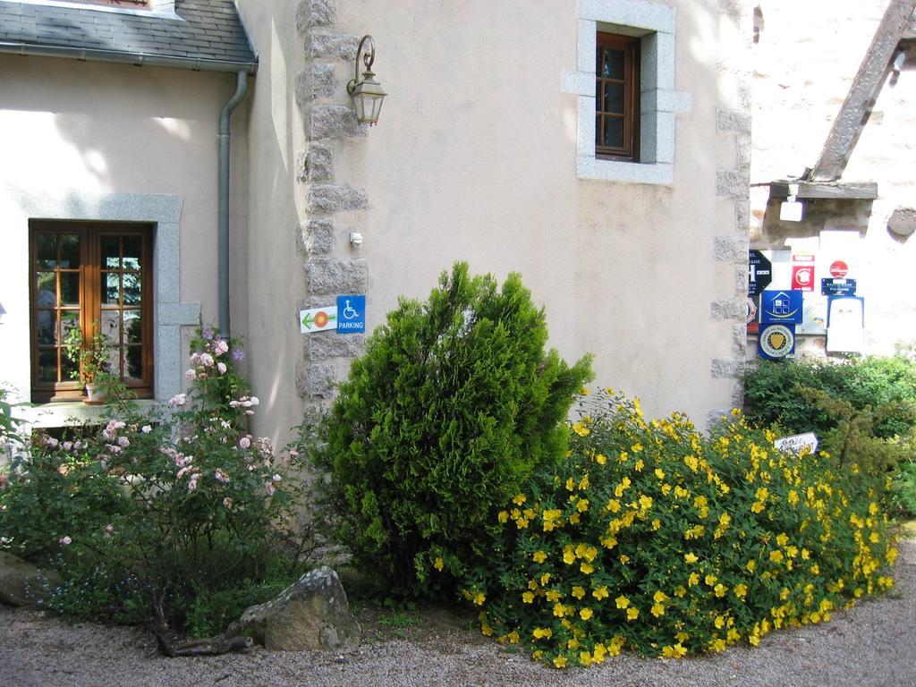 Auberge De L'Atre Quarre-les-Tombes Luaran gambar